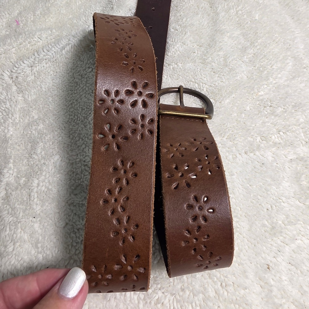 VTG Candie's Belt Brown Perforated Daisy Floral Italian Leather Womens XL